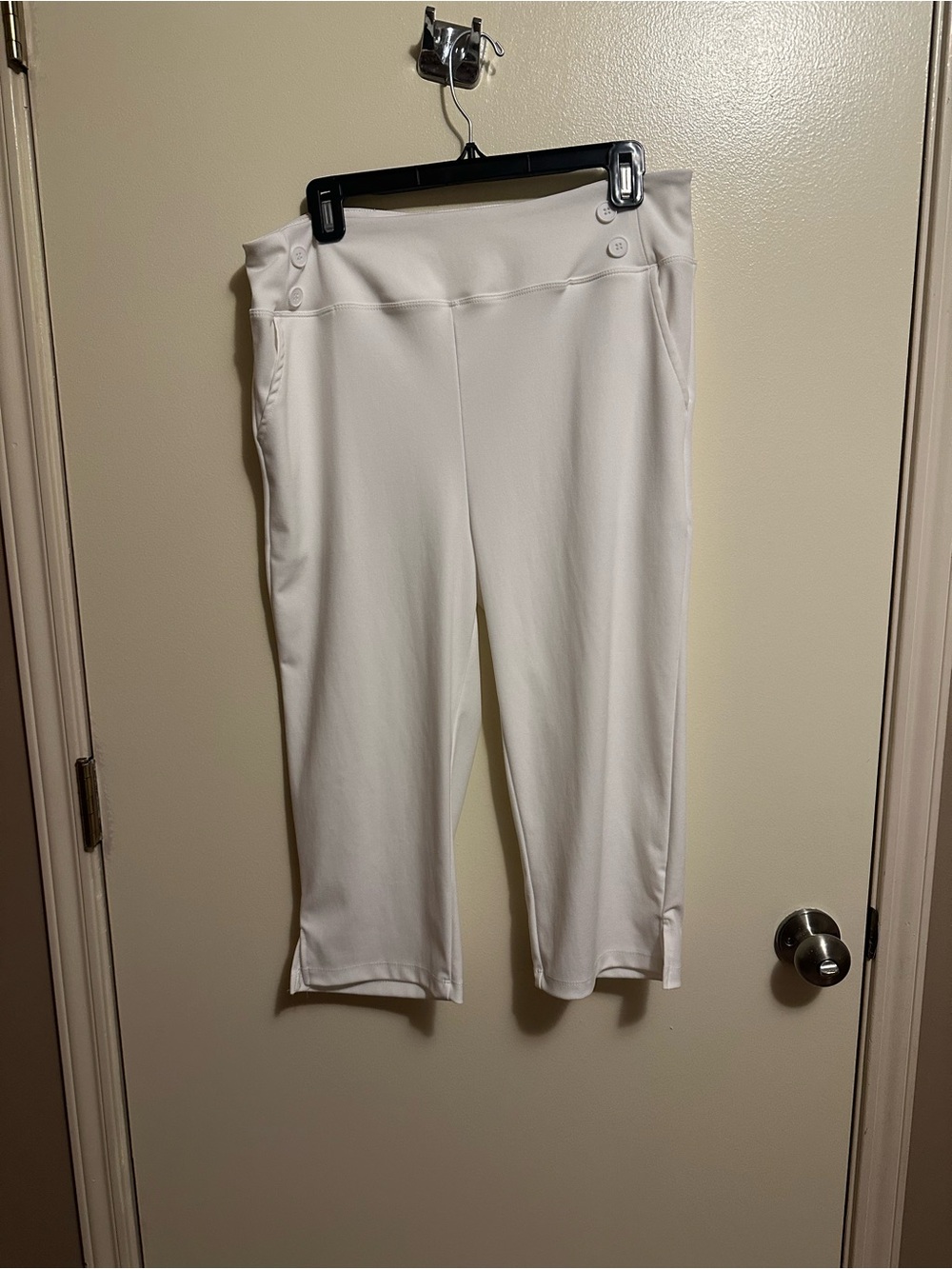 SHEIN White Cropped Ponte Pull-On Pants